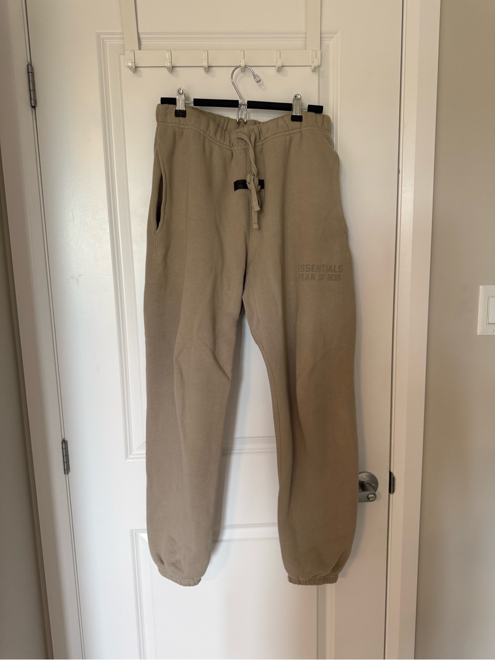 ESSENTIALS fear of god Men's Beige/Tan Drawstring Sweatpants